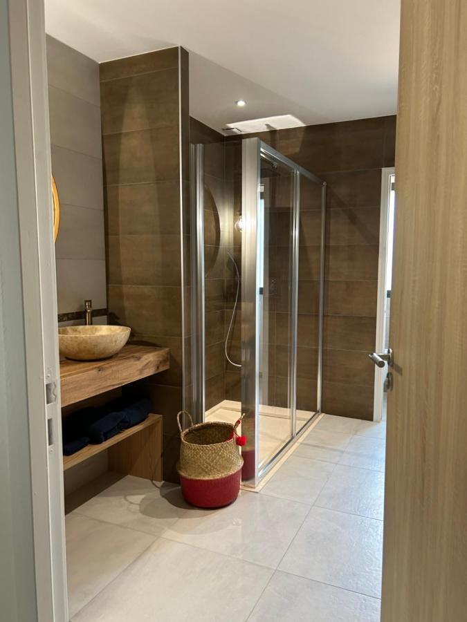 Solesmes  Sol'M Lodges מראה חיצוני תמונה