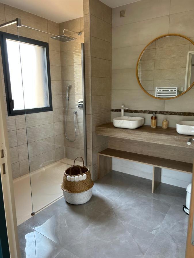 Solesmes  Sol'M Lodges מראה חיצוני תמונה