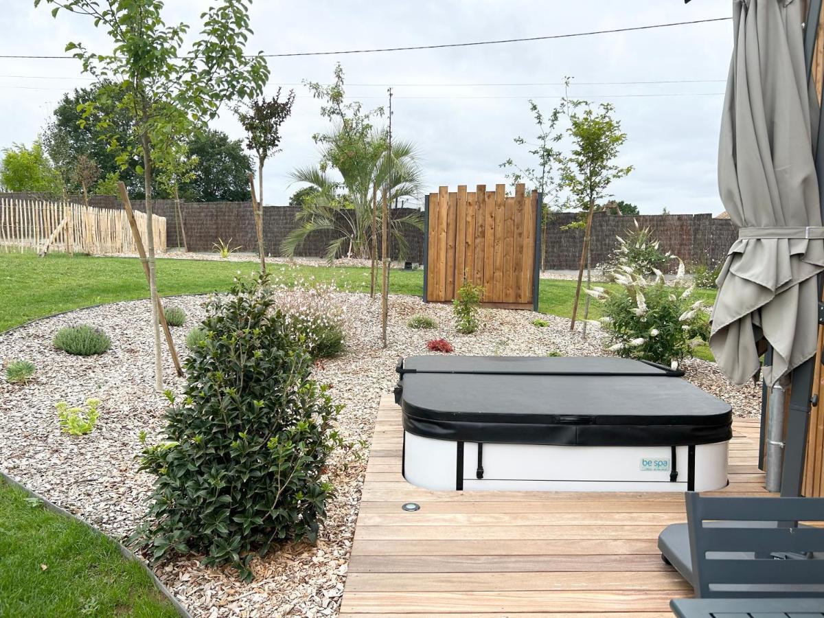 Solesmes  Sol'M Lodges מראה חיצוני תמונה